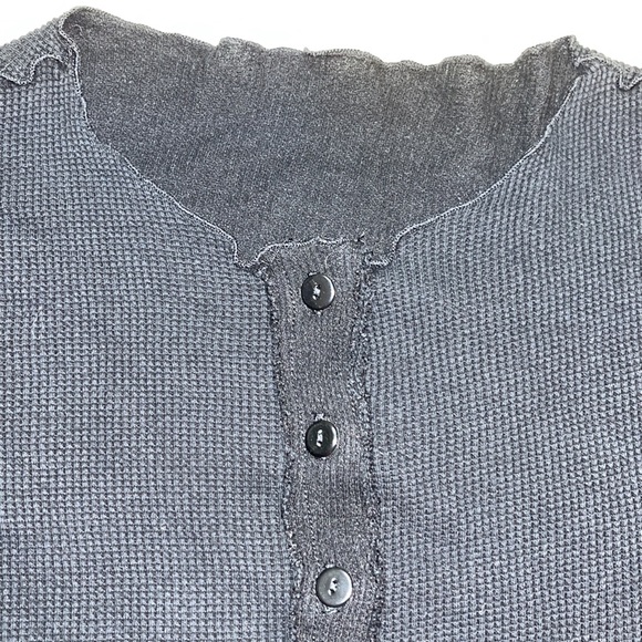 EUC: Cropped black cardigan - Picture 10 of 10